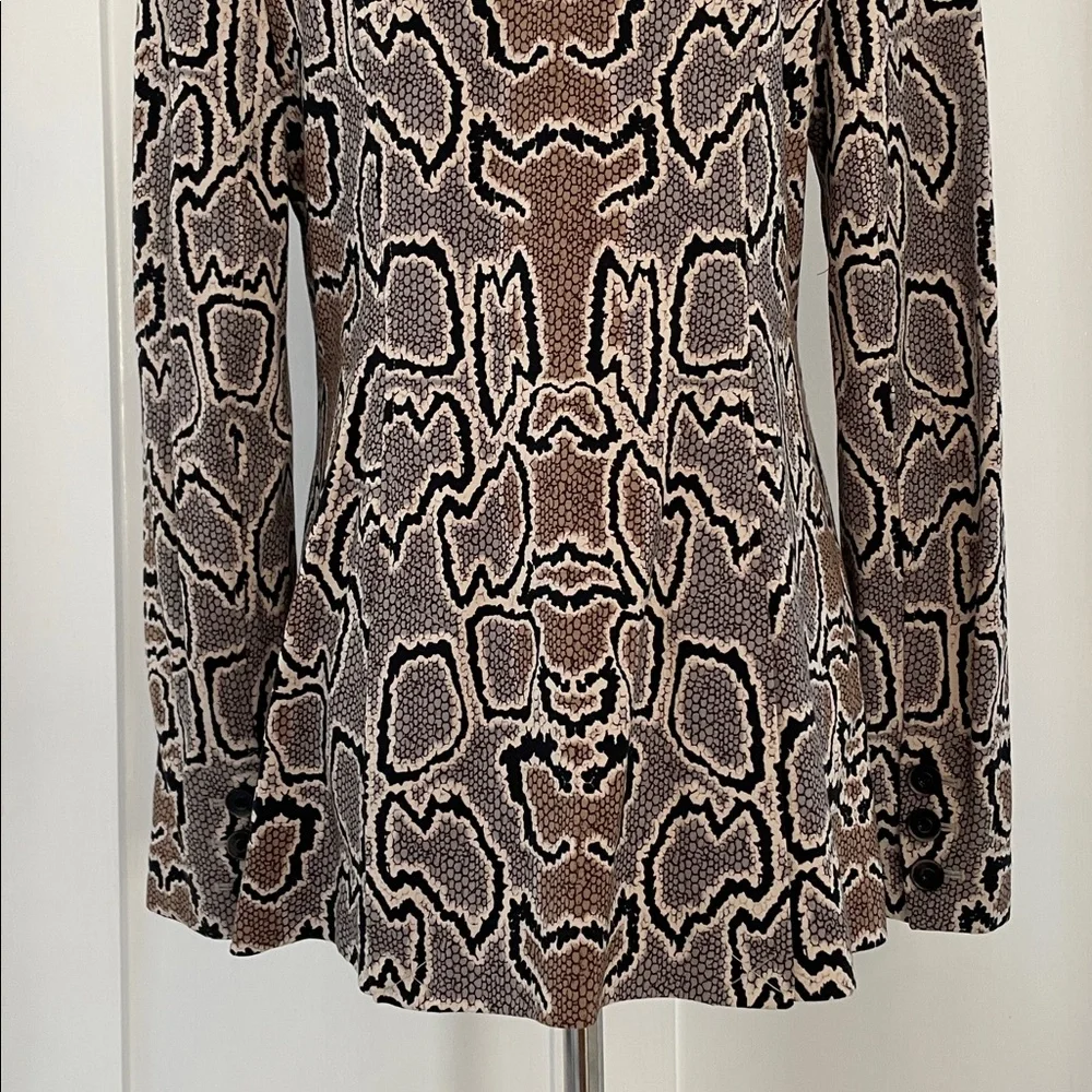 CAbi Python Double Breasted Snake Print Notched Lapel Collar Blazer 3733 Size 10